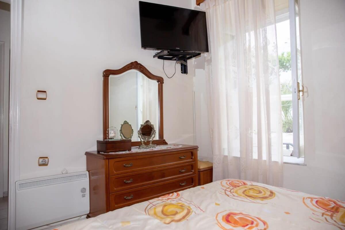 Neoclassical Splendor Unique Experience In Leros Panteli Exterior photo
