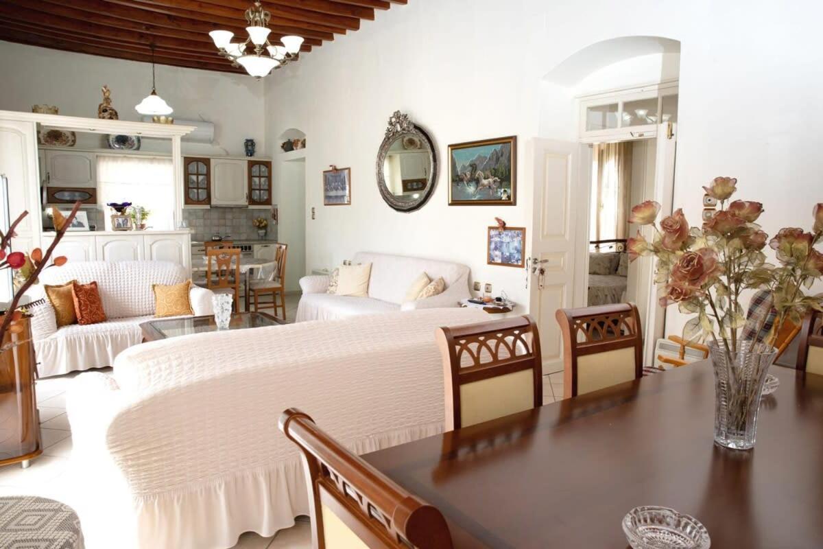 Neoclassical Splendor Unique Experience In Leros Panteli Exterior photo