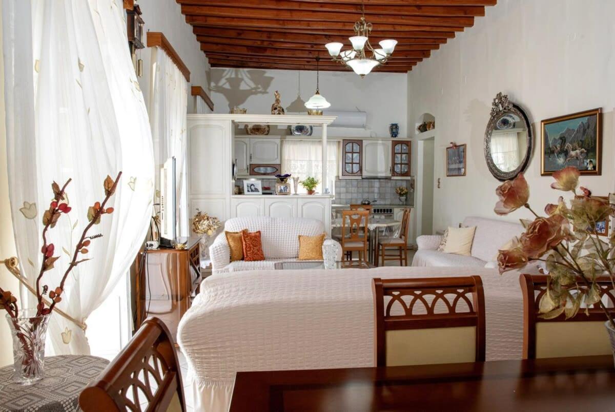 Neoclassical Splendor Unique Experience In Leros Panteli Exterior photo